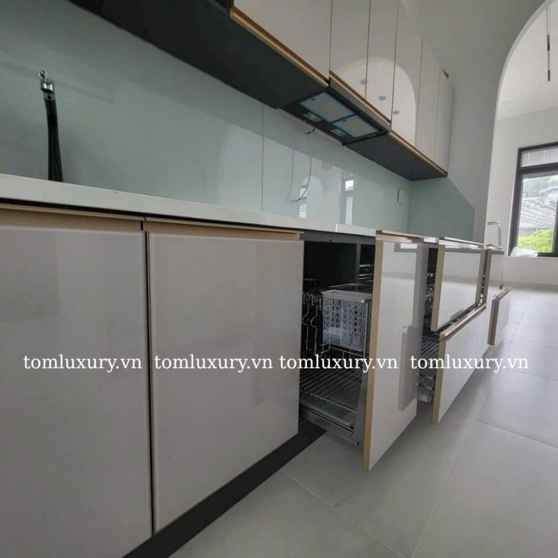Tủ bếp khung nhôm